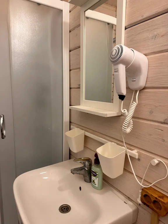 Коттедж Отдых у моря в уютном 2-х комнатном доме номер 7 с видом на море — Кучугуры