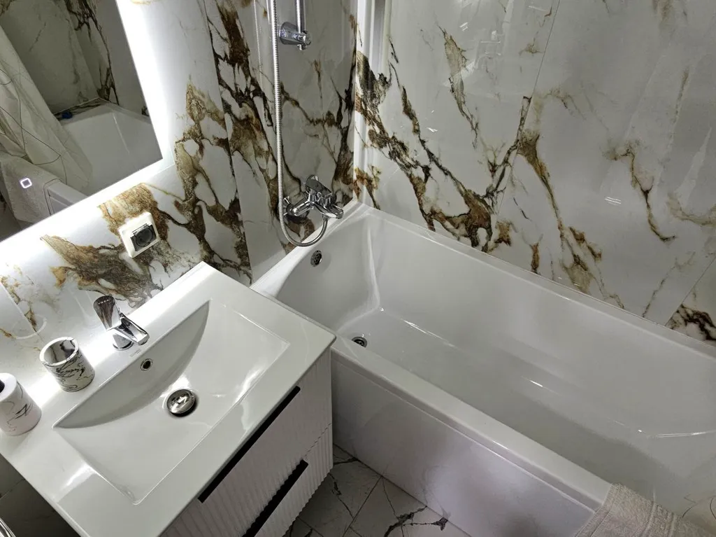 Двухкомнатная квартира "Морской риф"