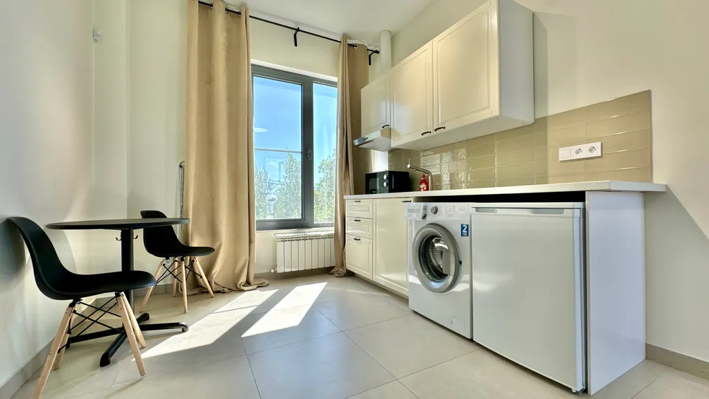 Часть дома с бассейном недалеко от моря Отрадное Ялта