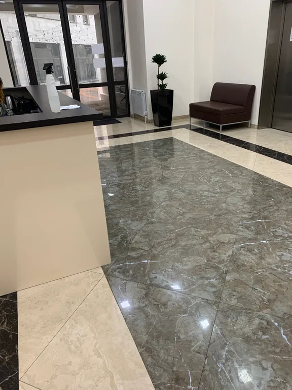 City Central Apartment (студия с витражами)