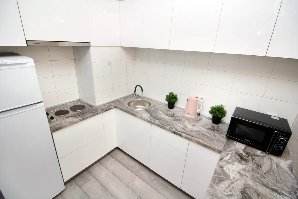 Квартира Студия, центр, с ярким акцентом — Алматы