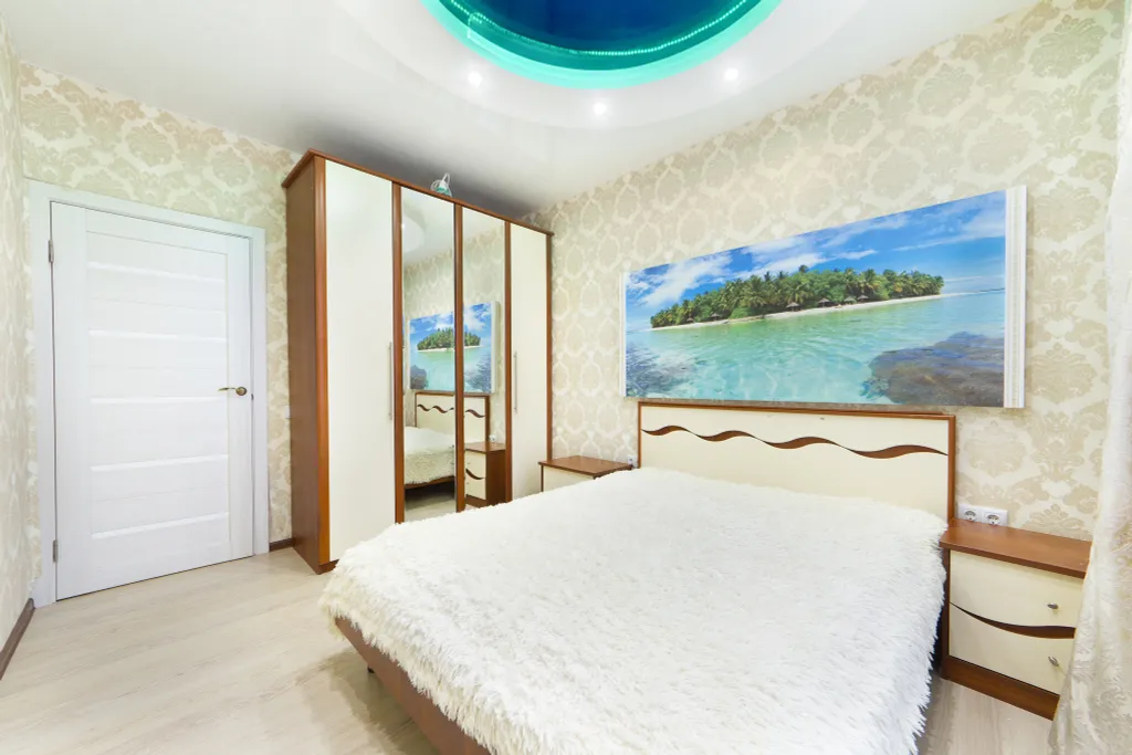 Евро-двухкомнатная квартира с дизайнерским ремонтом