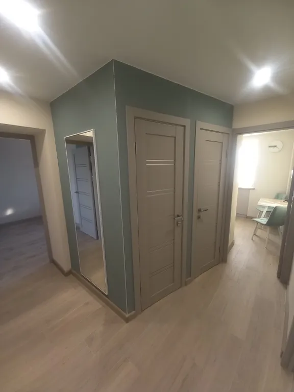 Двухкомнатная квартира после ремонта в центре у жд вокзала