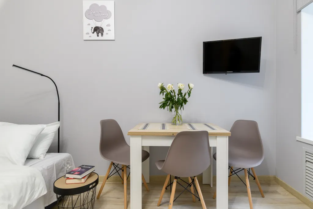 Уютная студия около ТРЦ Галерея