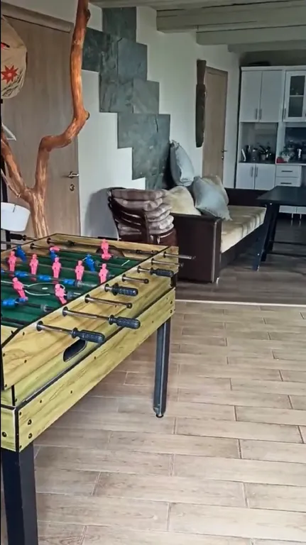 Уютный дом на берегу озера с сауной