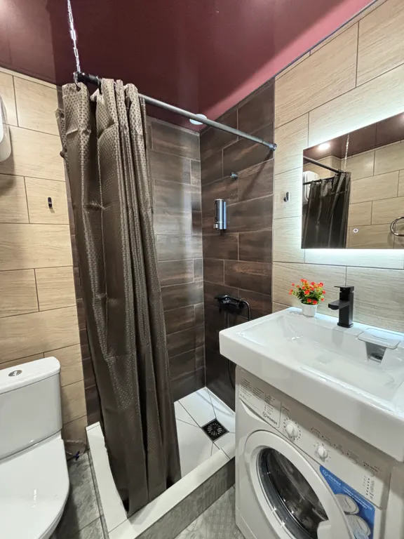 Квартира Отличная Студия напротив СибАДИ в центре Нефтяников — Омск