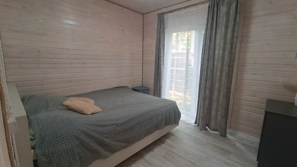 Дом на берегу озера