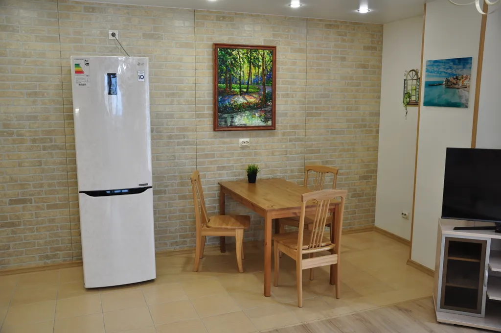 Уютная студия с 1 отдельной спальней в центре с видом на море