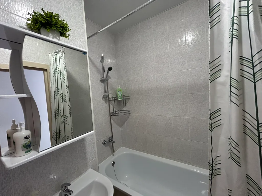 Уютная 2-х комнатная квартира с красивым видом из окна