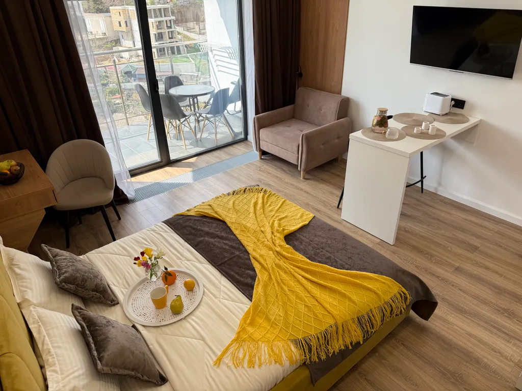 Апартамент Sun Paradise с видом на море и горы