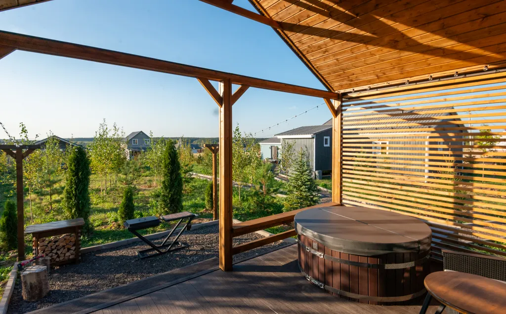 Дом с горячей купелью фурако на берегу реки