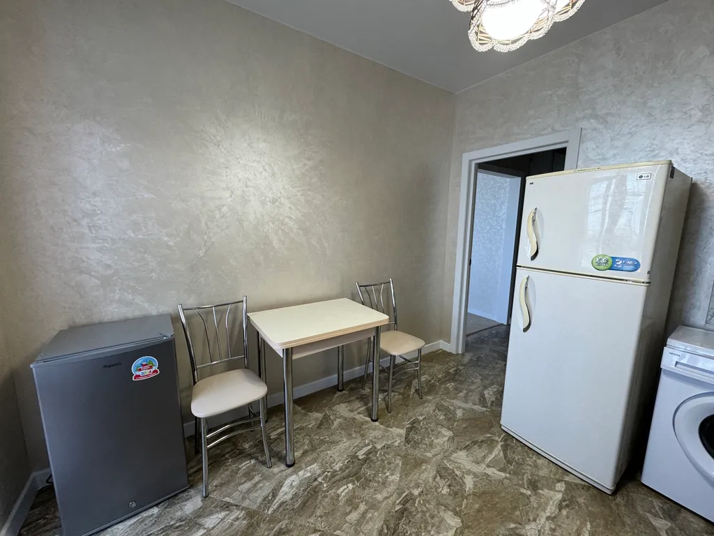 Квартира Светлая уютная квартира — Мирное