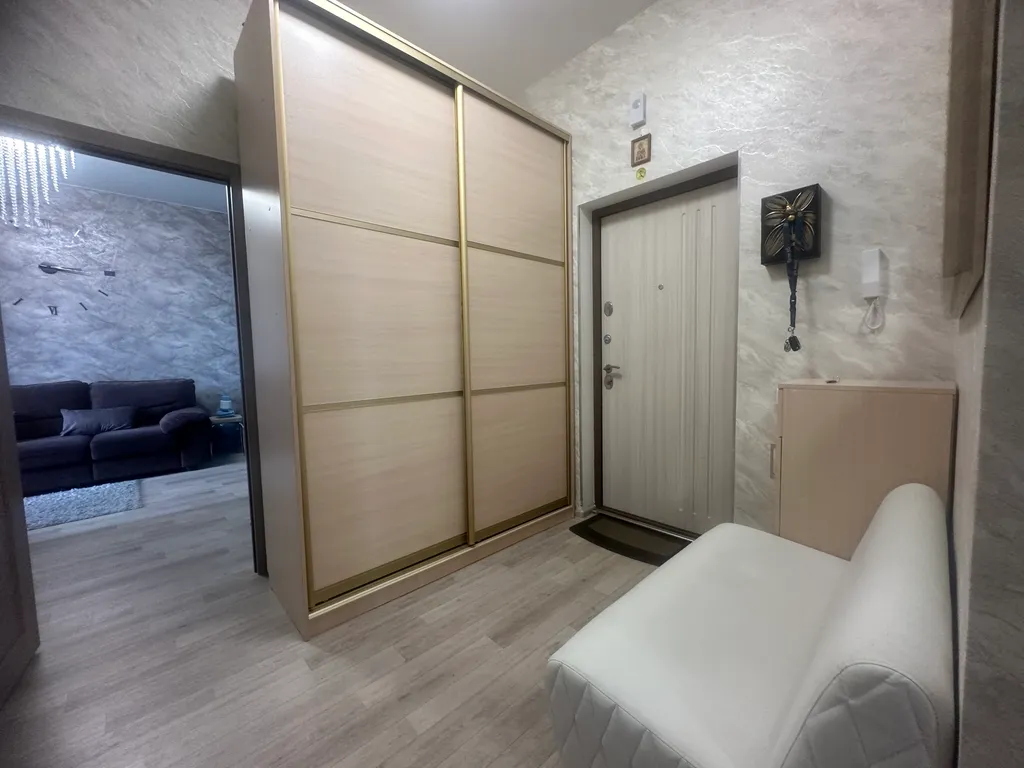 Шикарная новая трёхкомнатная квартира комфорт класса