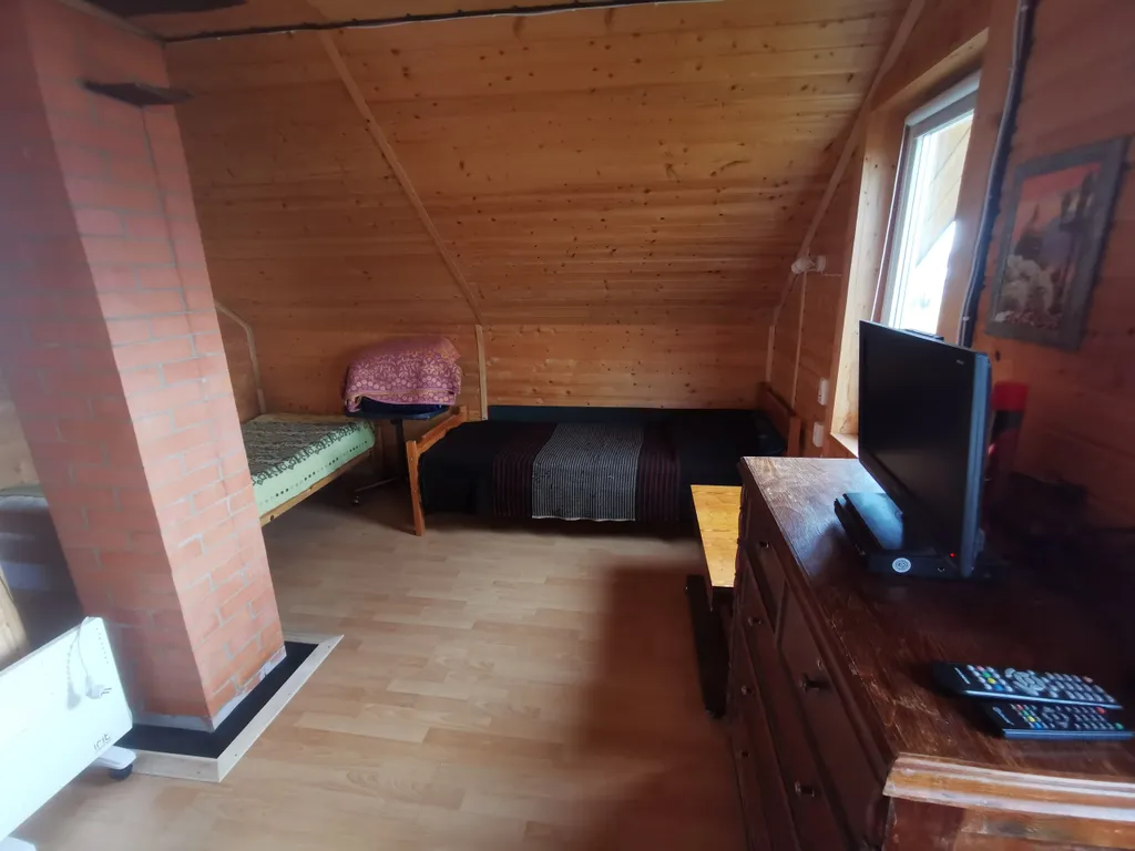 Дом на берегу залива Онежского озера в Республике Карелия