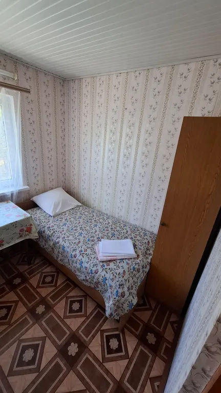 Двухместный номер с видом на аллею