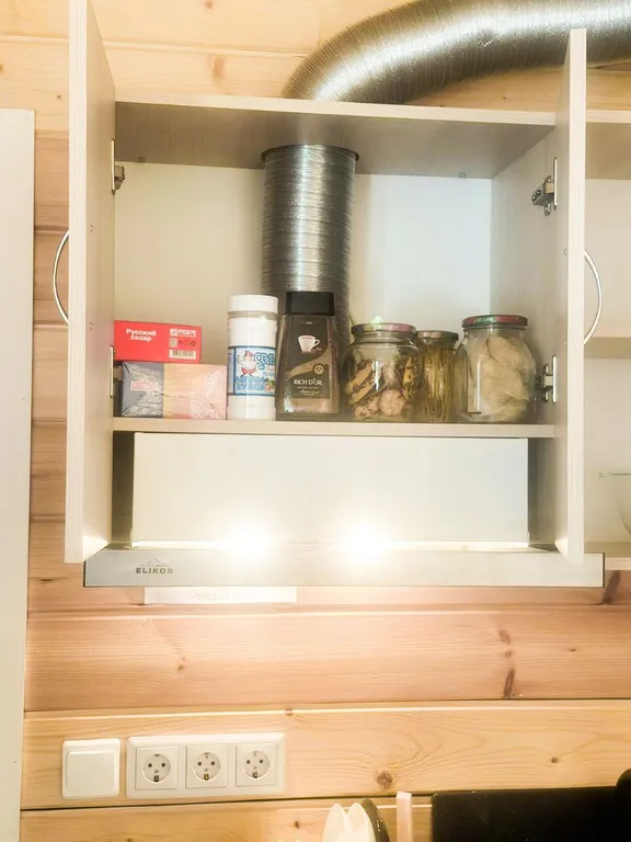 Домик на двоих с панорамным окном и видом на Белое море