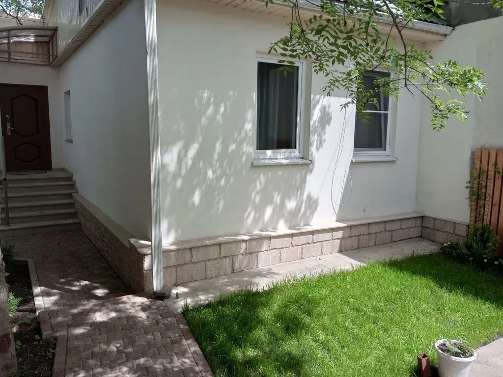 Коттедж Уютный домик в тихом районе — Кисловодск