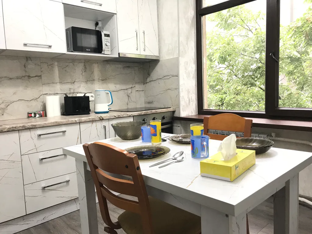 Новый Апартамент рядом с ЦУМом и ГУМом