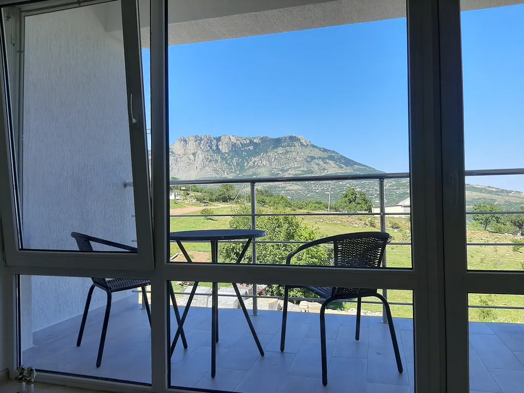 Вилла 220м2 с бассейном Горная лаванда. 6взр.+4 дет.