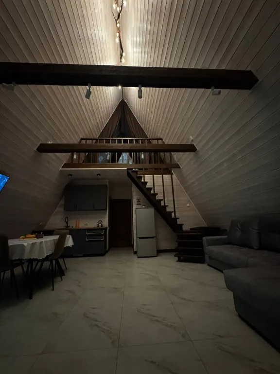 Уютный дом-шалаш