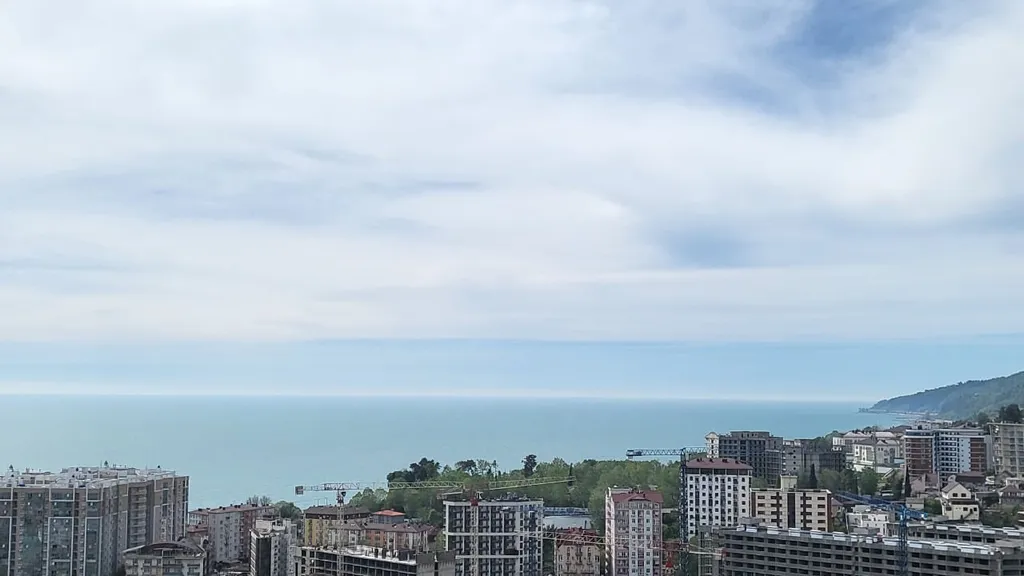 Квартира Просторная квартира с панорамным видом на море и горы, свежий ремонт — Сочи