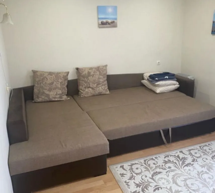 Семейные апартаменты на море с видом на горы