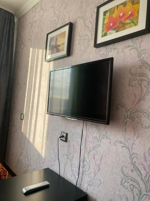 2-комнатная квартира недалеко от центра города и с баконом