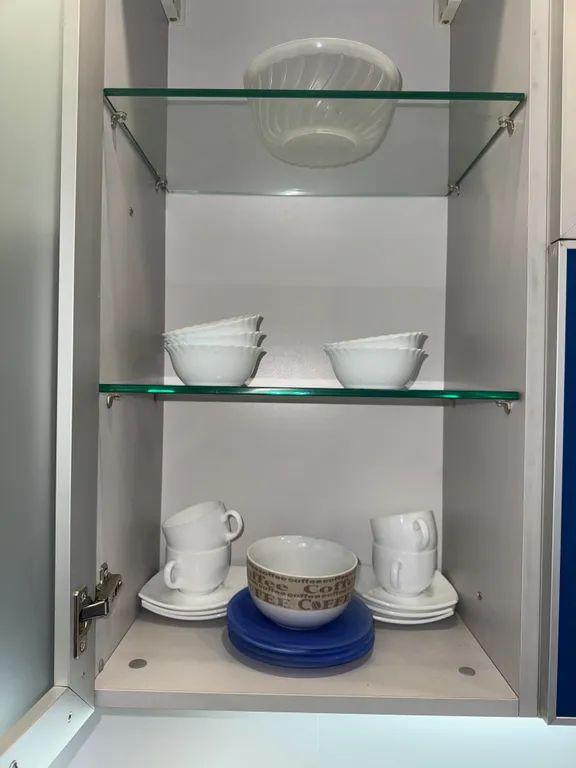 On two levels with two bathrooms