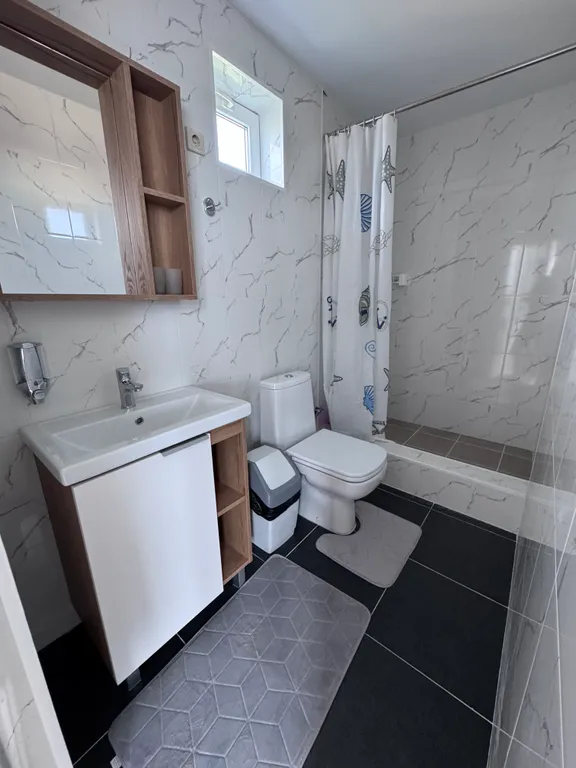 Трёхместный номер с видом на море, со всеми удобствами