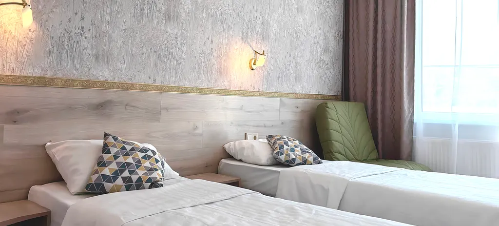 Квартира Двухкомнатная квартира, индивидуальное отопление, парковка, кухня — Судак