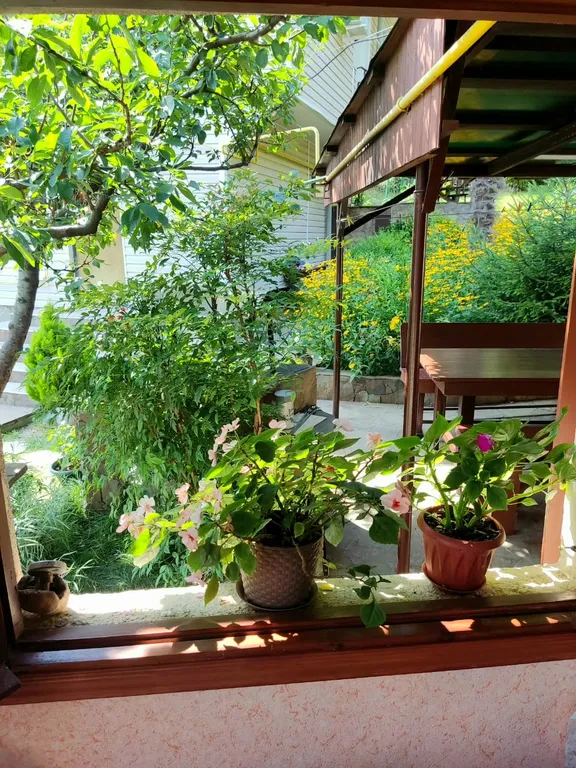 Коттедж 2-комнатный Дом — Сочи