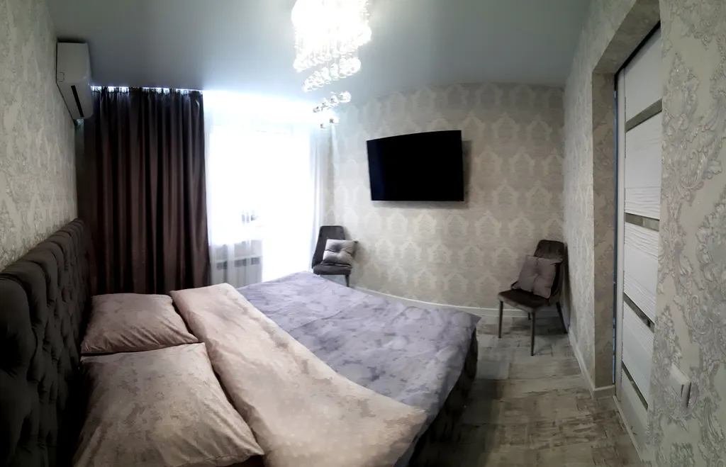 Стильная небольшая квартира с раздельными спальными местами