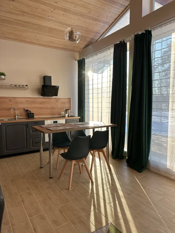 Коттедж Дом на берегу озера — Борисово