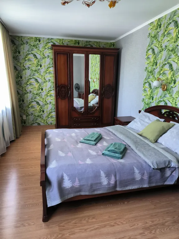 Уютная четырёхкомнатная квартира в центре города — аренда посуточно в Южно-Сахалинск