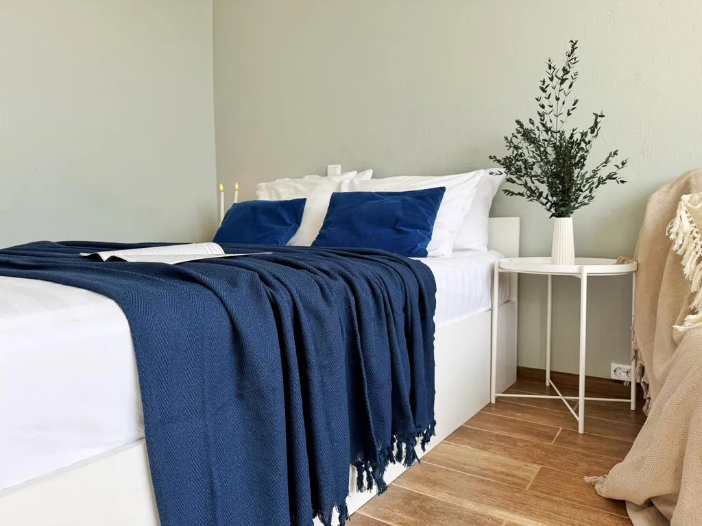 Студия с видом на море