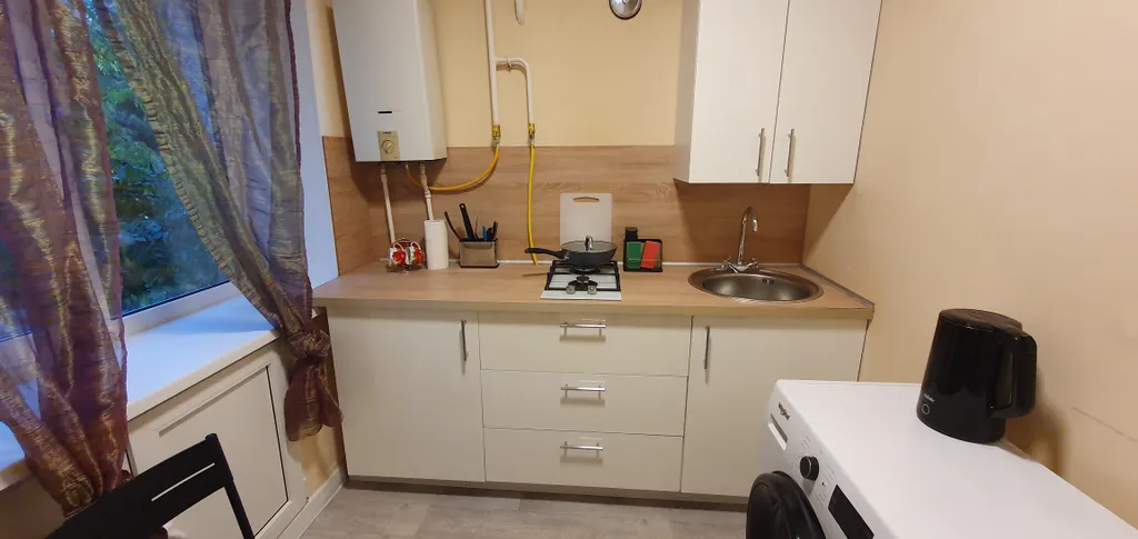 Двухкомнатная квартира в тихом центре, кирпичный дом, Смарт ТВ.