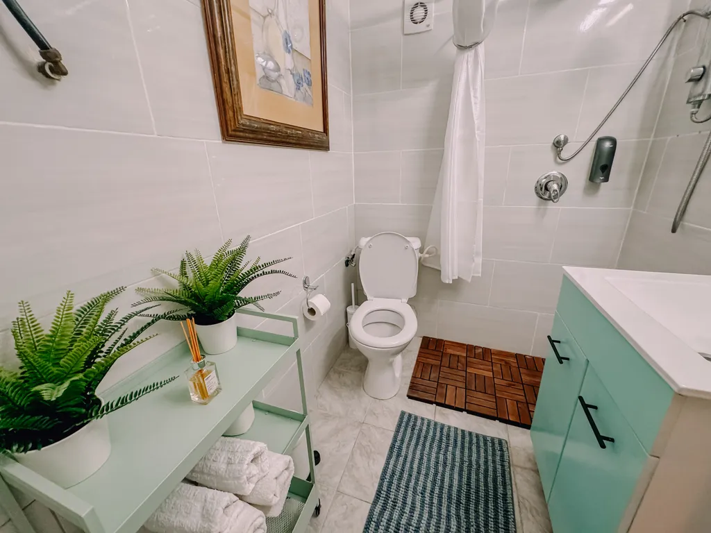 GW014 Студия с бассейном с видом на море (Gugel Waves Nahariya)