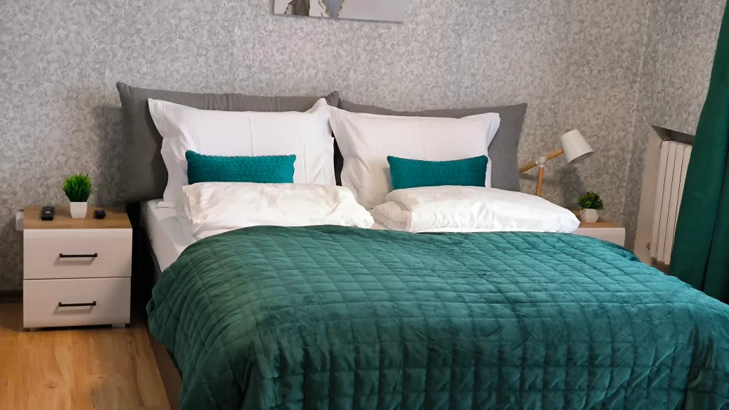 Квартира в самом центре, с огороженной парковкой. — аренда посуточно в Калининград