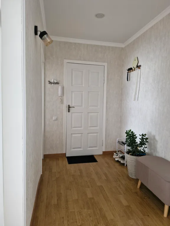 Квартира Трёхкомнатная квартира, удобное расположение! 3 отдельные комнаты. — Владикавказ