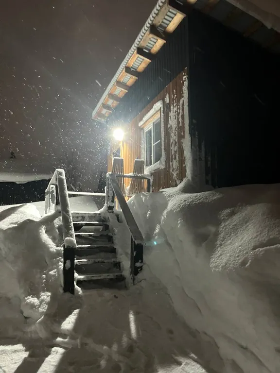 Дом-студия до 3 гостей с террасой и видом на горы