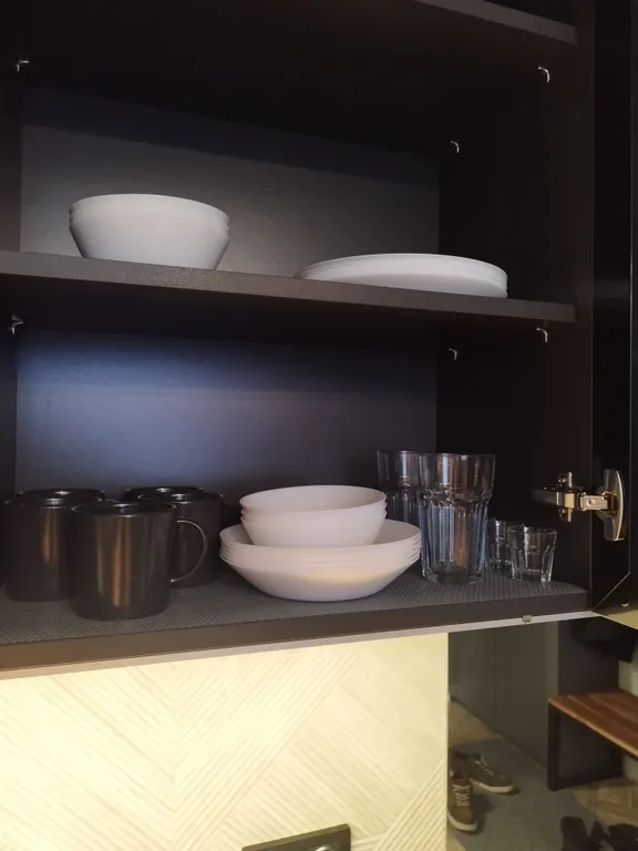 Удобная  квартира с отдельным входом и двумя спальнями