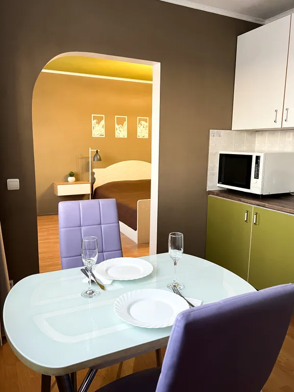 1‑комн. квартира в центре Мурманска на ул. Планерная, 3