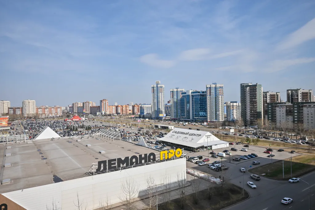 Трёхкомнатная квартира у ТРЦ Планета в ЖК Притяжение