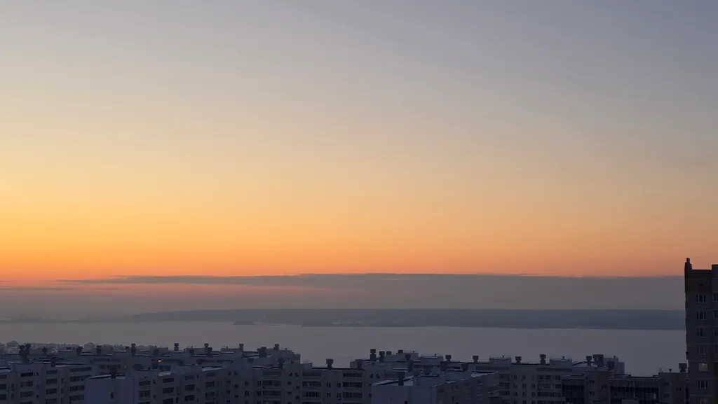 Замечательная квартира в центре с шикарным видом на реку Кама и лес