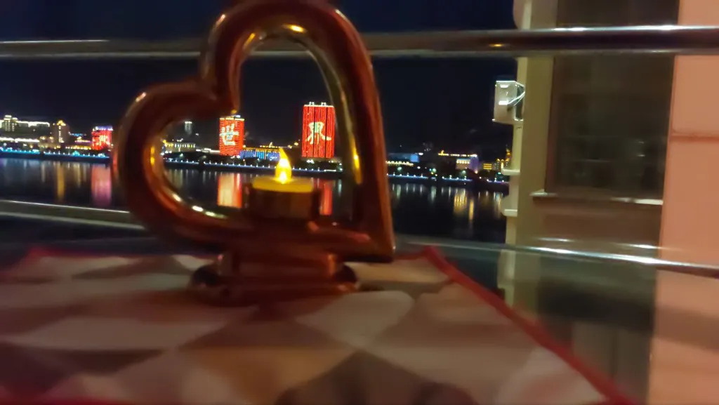 Уютная квартира с джакузи и с видом на Китай и реку Амур