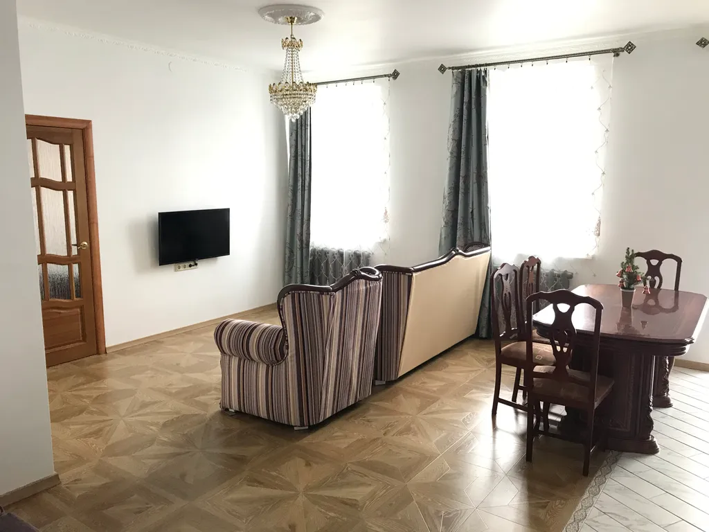 Большая садовая