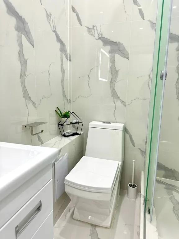 Красивые апартаменты с видом на горы