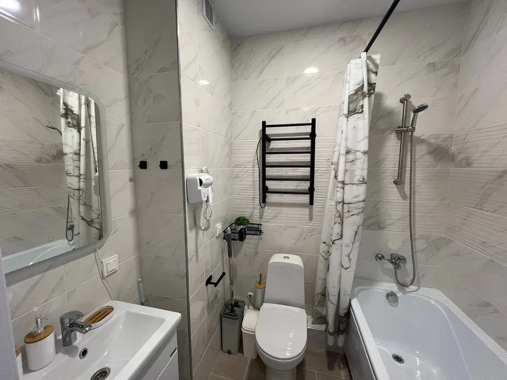 338 Cтудия с бассейном на 4 человека