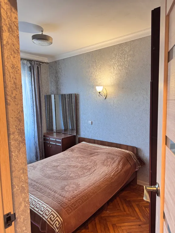 Просторная квартира в центре города Пицунда — аренда посуточно в Пицунда