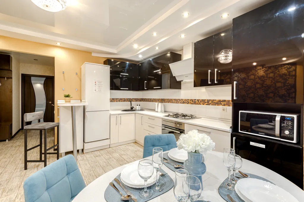 В тихом районе с удобной кроватью, гостиничный сервис, бесконтактно